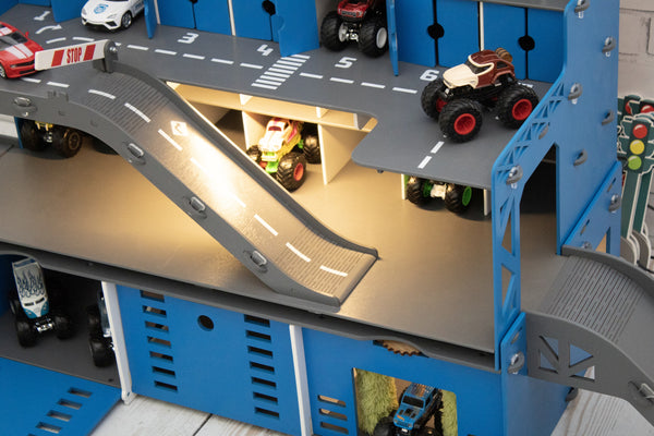 Todder Boy Wooden Toy Garage 1:64 scale Toy Cars, Monster Truck Storage with Toy Car Wash, Colored Doors and Stop Gates