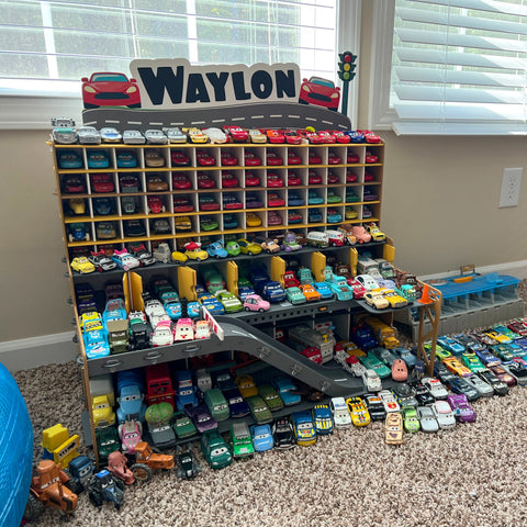 Wooden Toy Car Garage, Toy Car Storage, 3 4 5 year od boy gift, Toddler boy Birthday Christmas Present, Persolnalized Toy Storage