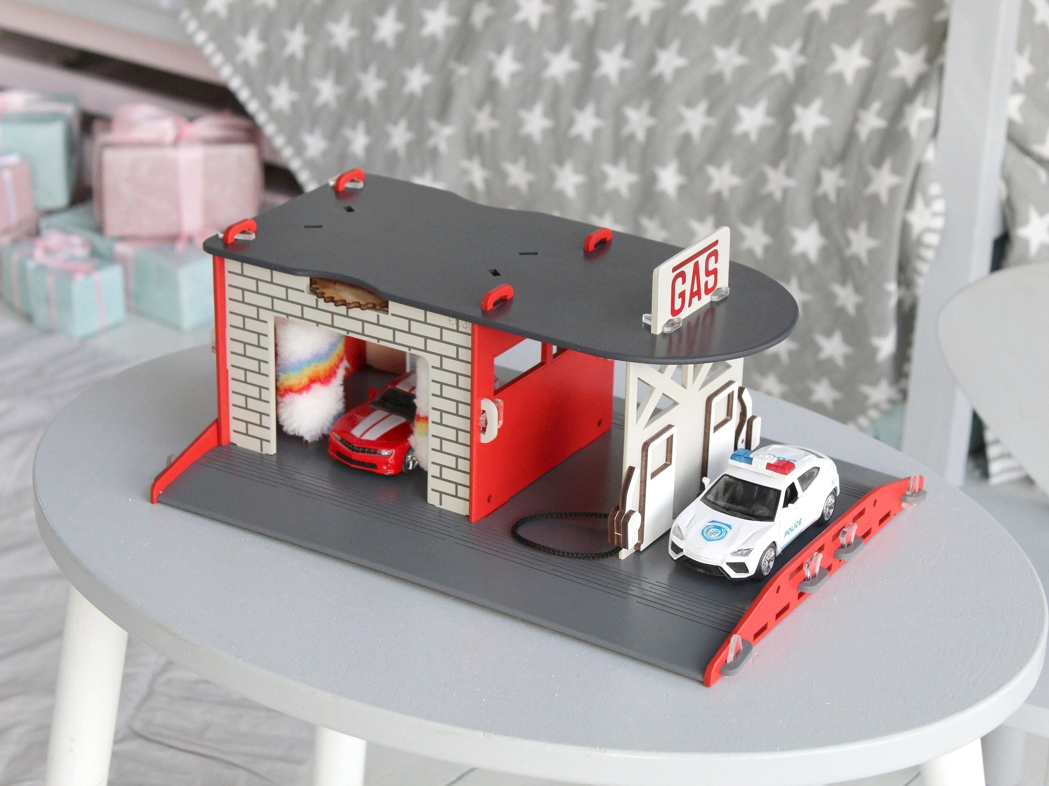 Wooden Toy Gas Station with Moveabe Filling Guns and Manual Toy Car Wash - Up to 1:32 Scale Toy Vehicles