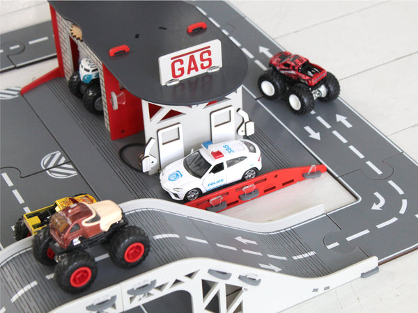 Wooden Toy Gas Station with Moveabe Filling Guns and Manual Toy Car Wash - Up to 1:32 Scale Toy Vehicles