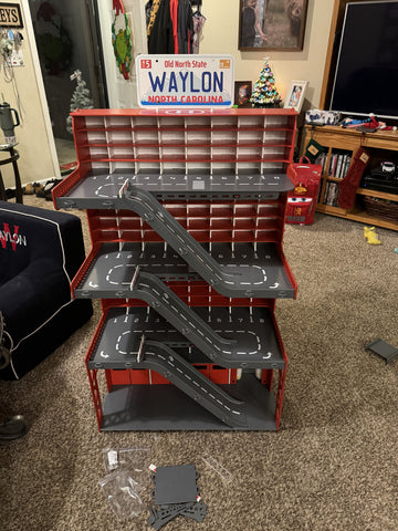 Toy garage with custom sizes
